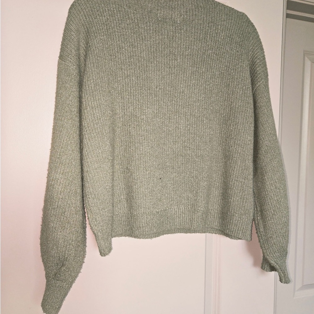 Women's Green Sweater